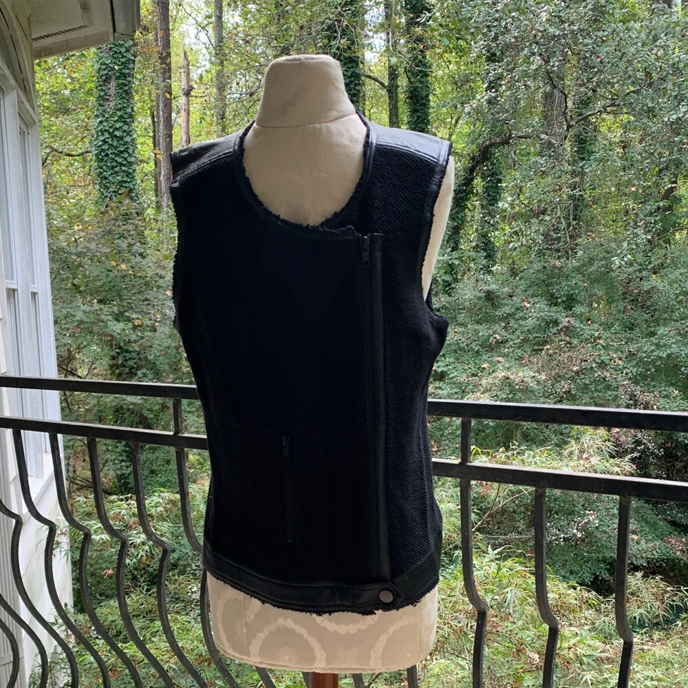 BB Dakota leather and cloth vest. Black. Size L. EUC.